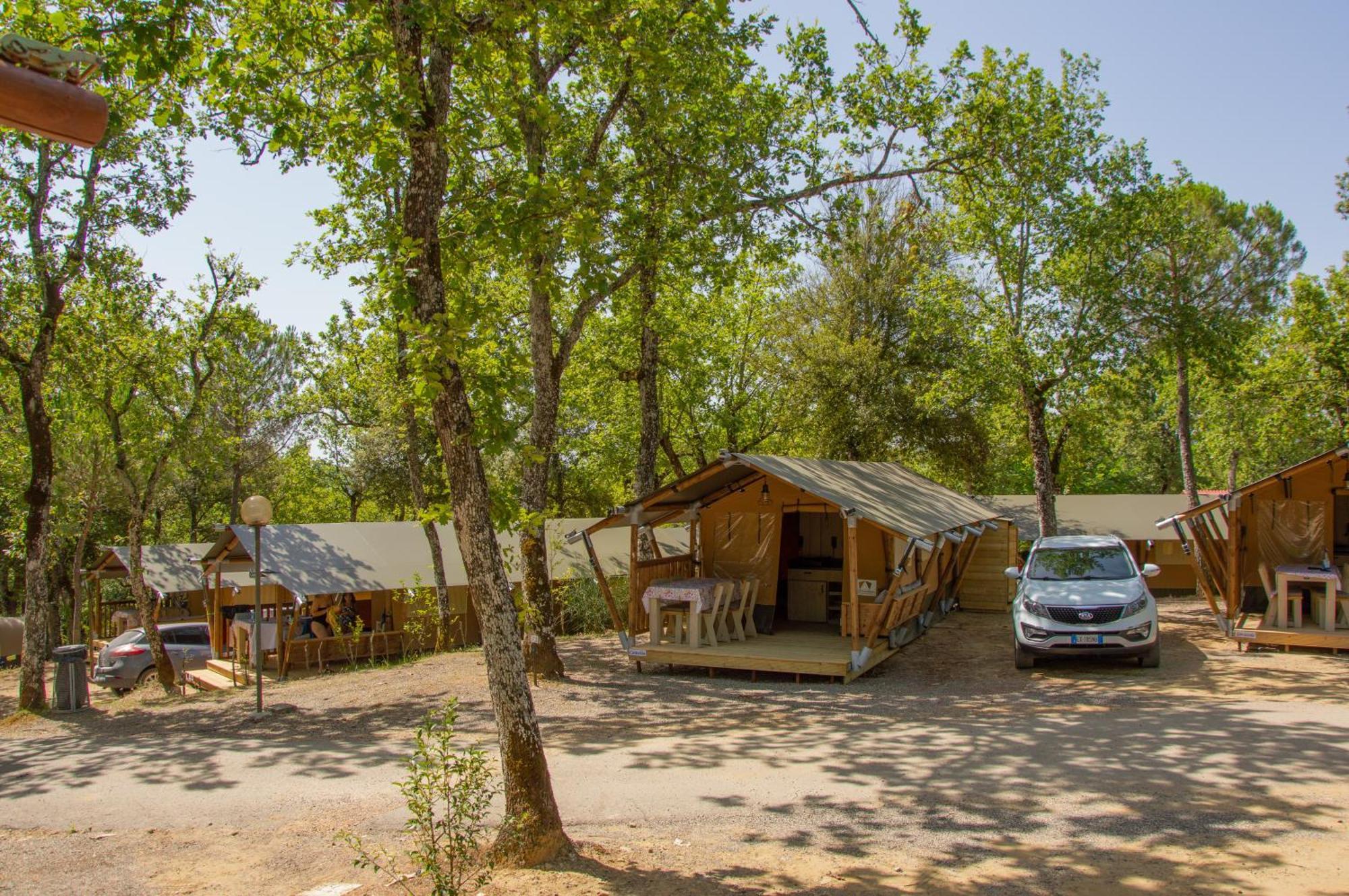 Luxor Chianti Glamping Village Кастелліна-ін-К'янті Екстер'єр фото